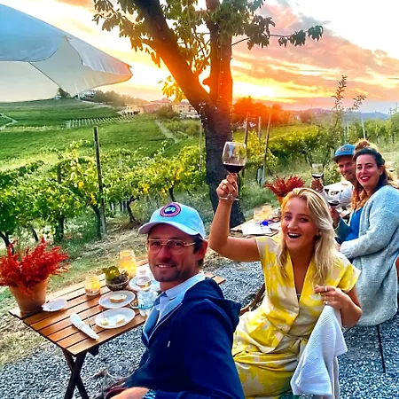 Casa Nei Vigneti Sleep & Wine * San Damiano al Colle