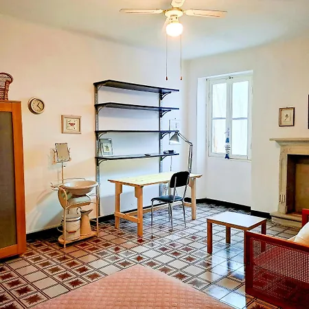 Holiday home Casa Nei Vigneti Sleep & Wine San Damiano al Colle